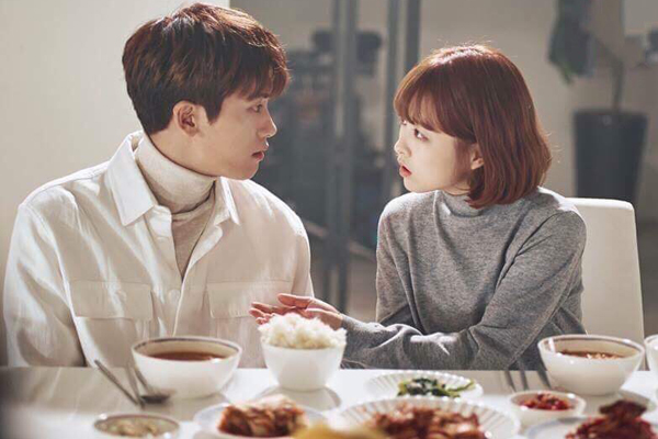 Sống chung với gia đình anh hàng xóm, cứ nửa đêm tôi bị tra tấn đến nỗi ám ảnh-2