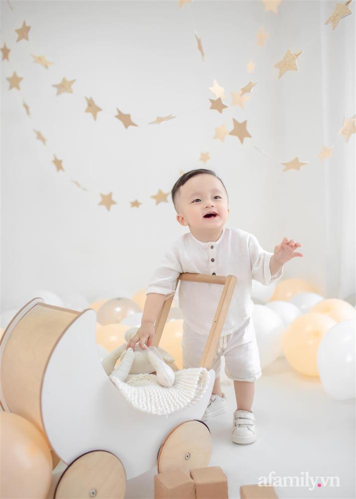 Diễn viên Duy Hưng Mùa hoa tìm lại ngoài đời chăm con cực khéo, không cục súc nhưng giống anh Đồng 1 điều khi làm bố-10