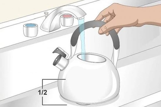 Tại sao khi đun nước, chúng ta không nên đổ nước thật đầy ấm? Làm theo cách này vừa an toàn vừa đỡ tiền điện mỗi tháng