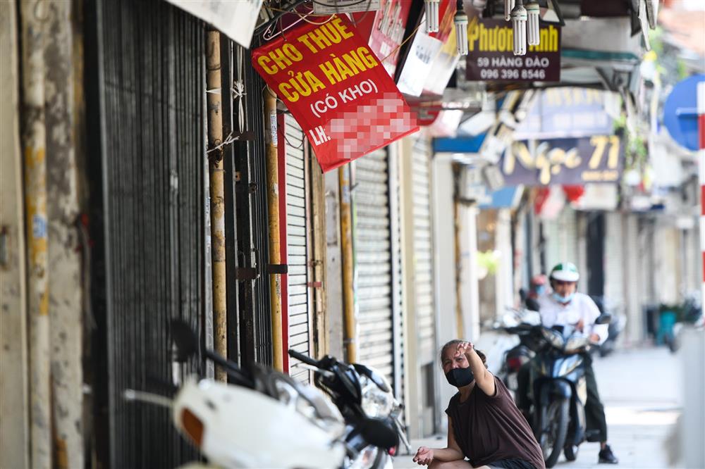 Hàng loạt nhà phố cổ Hà Nội treo biển cho thuê, bán nhà-4