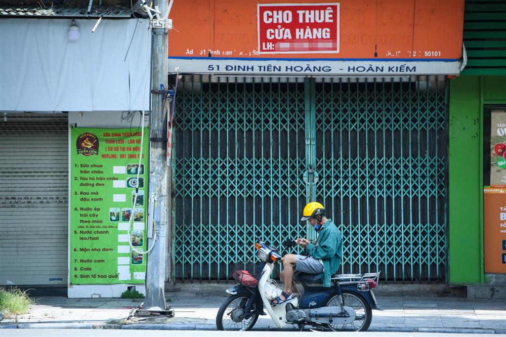 Hàng loạt nhà phố cổ Hà Nội treo biển cho thuê, bán nhà-9