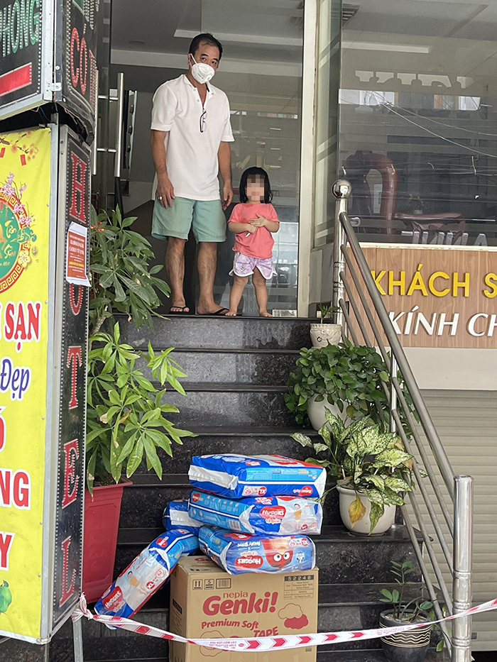 Con trai gia đình 3 người mất giữa đại dịch: Chúng tôi mong về nhà sớm-1