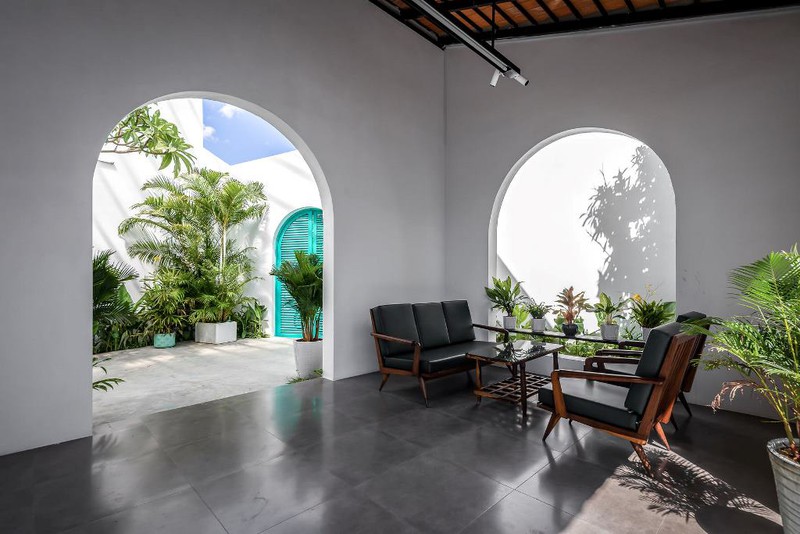 Người bố về quê xây nhà có cả sân chơi như ‘trại hè’ cho các con-8