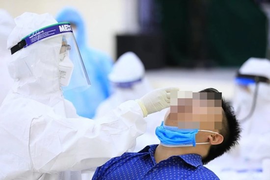 Chuyên gia: Dịch Covid-19 như 'vết dầu loang', để thắng được virus, chúng ta chỉ còn 1 cách duy nhất