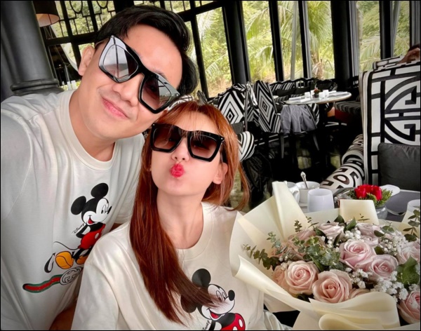 Hari Won vụng về bếp núc, Trấn Thành lại&nbsp;nấu ăn siêu ngon, nghỉ dịch ở nhà trình nấu nướng càng lên tay-1