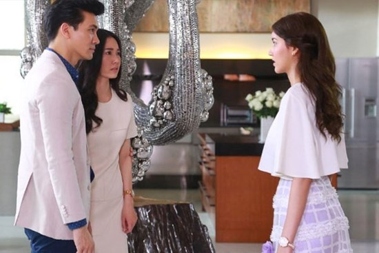 Kiên quyết ly hôn sau khi chồng ngoại tình, người phụ nữ cao tay còn khiến hai kẻ sai trái khốn đốn