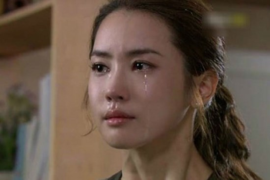 Nửa đêm, nghe có tiếng động lạ dưới bếp, tôi hốt hoảng chạy xuống và nghẹn ngào khi bố chồng đưa cho một bát cháo gà