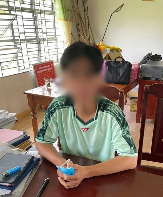 Vụ nam sinh sát hại thầy hiệu trưởng ở Quảng Nam: Là học sinh giỏi 4 năm liền, nghi vấn chơi cờ bạc-1