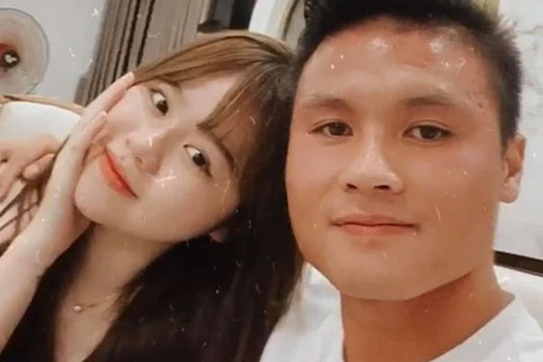 Bồ tin đồn Quang Hải mang ảnh vai trần hờ hững đi thả thính, viết gì mà netizen nghĩ ngay đến chàng cầu thủ?-5