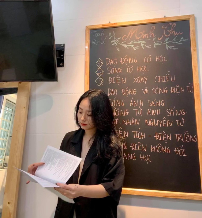 Cô giáo Vật lý nổi nhất cõi mạng hiện nay: Có profile đỉnh, xem ảnh ngoài đời phát mê!-7