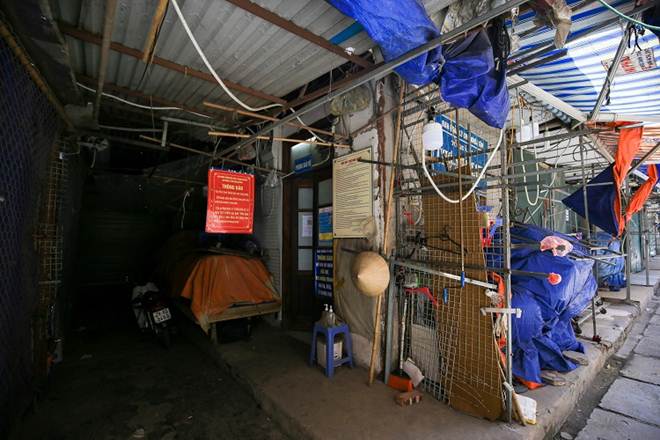 Cảnh tượng lạ chưa từng thấy tại siêu chợ sinh viên” lớn nhất Hà Nội-9