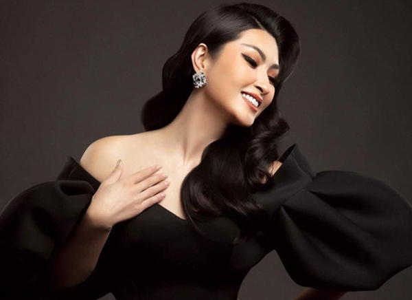 Nữ ca sĩ nổi tiếng từ Sao Mai Điểm Hẹn nhưng khổ sở vì ảnh nóng, sau 15 năm mới hé lộ: Bố mẹ là người đầu tiên nhận được hình của tôi và người đó”-6