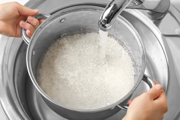 Đây là sai lầm nguy hiểm khi ăn cơm của nhiều người Việt, nếu không sớm thay đổi thì bạn sẽ rước đủ thứ bệnh-3
