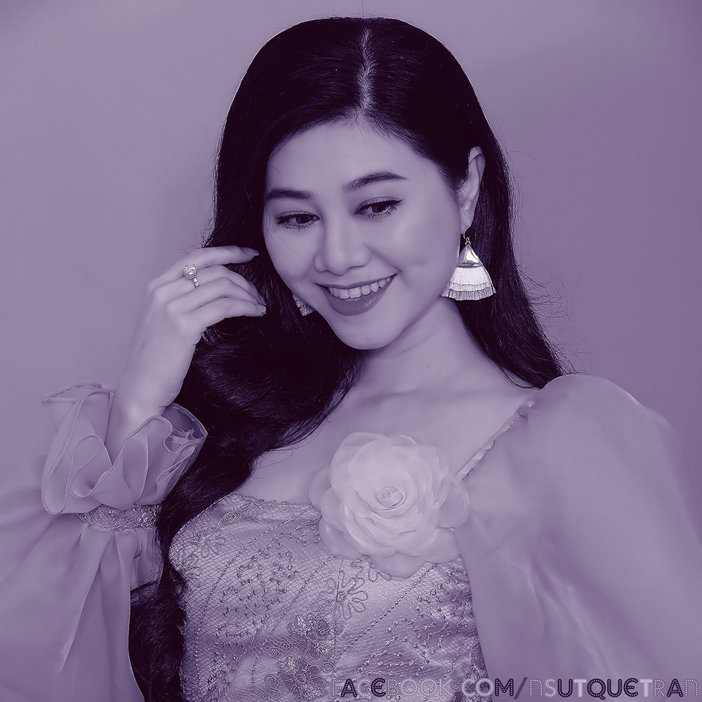 NSƯT Quế Trân ở tuổi 40: Không chồng con, suýt bỏ nghề sau cú sốc bố ruột qua đời-5