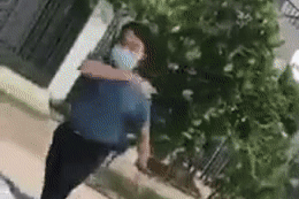 Diễn biến mới vụ người đàn ông đạp đổ bàn lấy mẫu xét nghiệm Covid-19