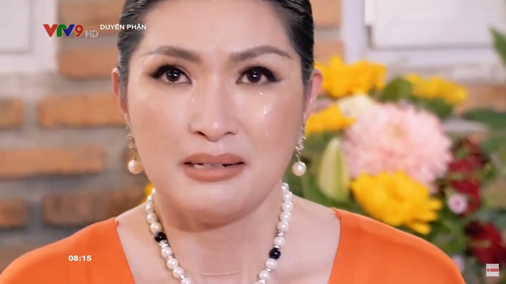 Hồng Nhung bật khóc xin lỗi bố mẹ vì sự cố lộ ảnh nóng: Tòa án gọi ra thì tôi đã ở Mỹ rồi!-2