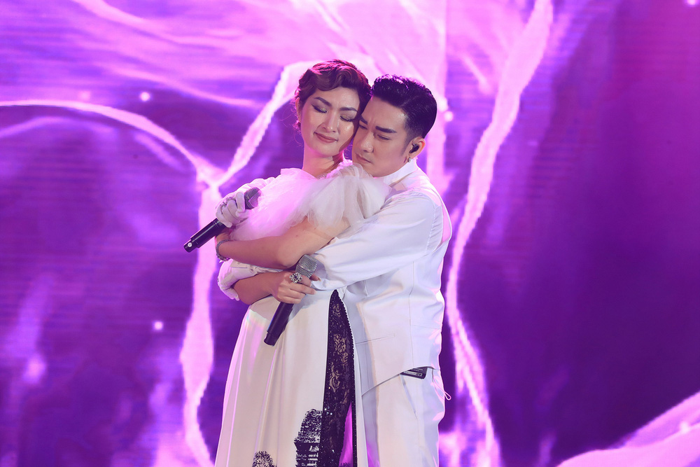 Hồng Nhung bật khóc xin lỗi bố mẹ vì sự cố lộ ảnh nóng: Tòa án gọi ra thì tôi đã ở Mỹ rồi!-3