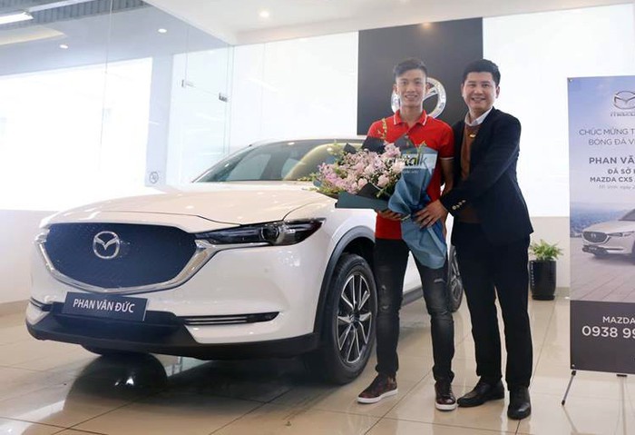 Trần Đình Trọng tậu xế hộp gần 1.5 tỷ đồng, gia nhập hội cầu thủ có xe sang-8