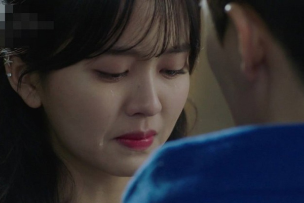 Ngày vợ nằm viện, tôi phải chi 100 triệu cứu chữa, thế mà vừa khỏi bệnh cô ấy đã vội vã đưa đơn ly hôn bắt tôi ký-2