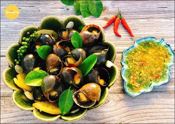 Cuối tuần vào bếp làm món ốc hấp tiêu cay nồng, đậm đà hương vị đồng quê-3