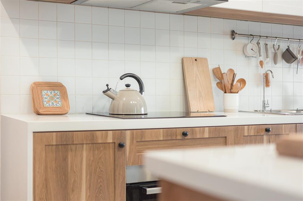 Căn hộ phong cách Hàn Quốc của cô giáo trẻ ở Hà Nội: Dù hạn chế tối đa đồ decor nhưng vẫn cực kỳ sang chảnh, ưng nhất là có cả view đẹp lịm tim-13