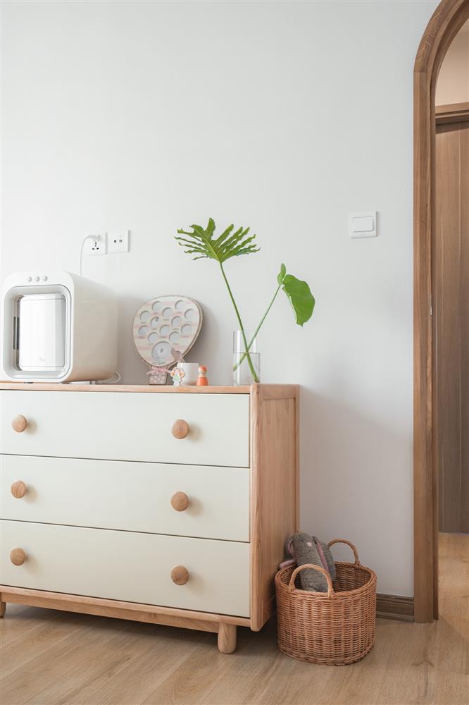 Căn hộ phong cách Hàn Quốc của cô giáo trẻ ở Hà Nội: Dù hạn chế tối đa đồ decor nhưng vẫn cực kỳ sang chảnh, ưng nhất là có cả view đẹp lịm tim-25