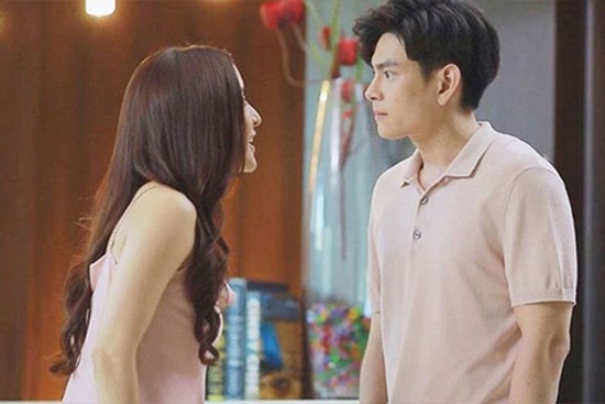 Khi biết tôi lắp thiết bị theo dõi người giúp việc, vợ liền đập nát camera khiến tôi khủng hoảng