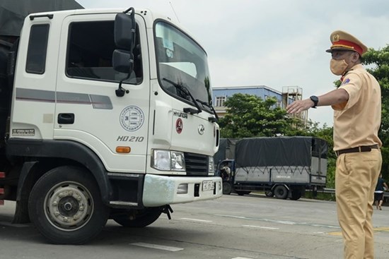 Lộ trình xe ô tô di chuyển trong thời gian Hà Nội giãn cách xã hội để tránh phải quay đầu