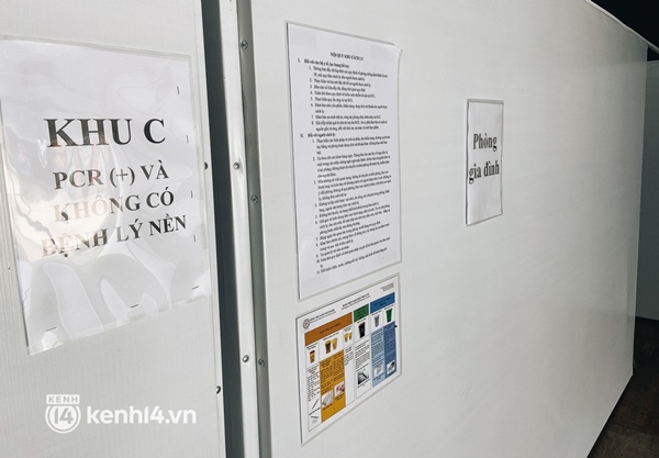 Cận cảnh khu điều trị Covid-19 trên sân bóng đá đầu tiên ở Sài Gòn vừa chính thức đón F0-14