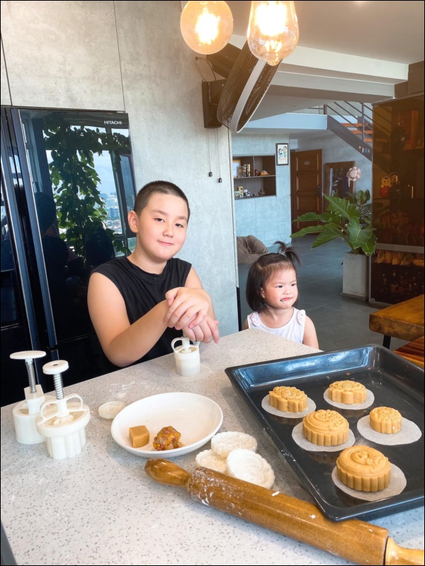 Ở nhà chống dịch, Cà Pháo nhà Lê Phương được rèn luyện kỹ năng này để thoát khỏi đồ công nghệ, mẹ nào cũng nên học-5