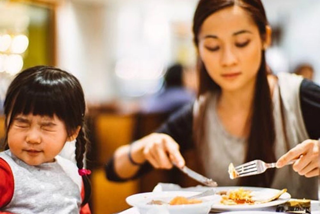 Bác sĩ nhi chỉ ra 1 nguyên nhân khiến trẻ biếng ăn nhiều cha mẹ không thể ngờ tới-1