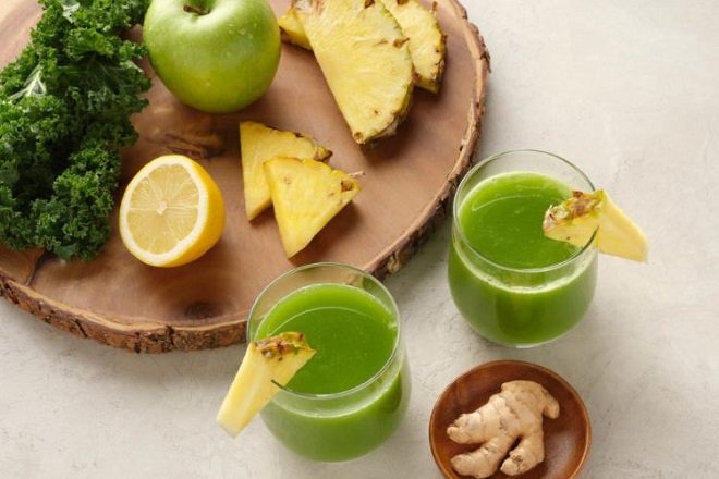 Nghỉ dịch ở nhà trót ăn nhiều, chị em hãy làm ngay&nbsp;nước ép cần tây đẹp da đẹp dáng,&nbsp;giảm cân hiệu quả bất ngờ-2