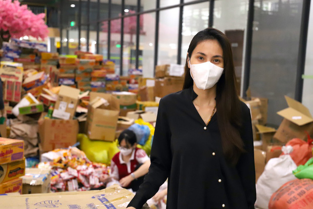 Công Vinh lên tiếng vạch rõ 2 điều quan trọng, Thuỷ Tiên tung bằng chứng dằn mặt” khi bị tố nhận vơ 100 tấn lương thực-4