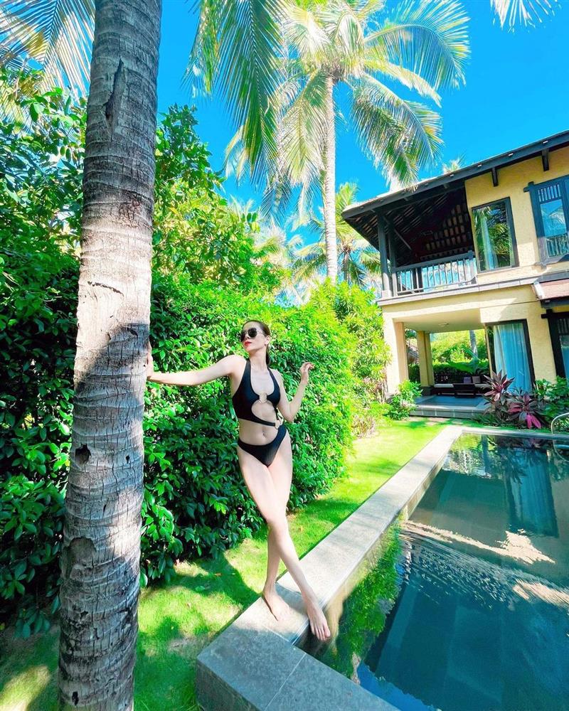 Lệ Quyên diện bikini khoe thân hình ở tuổi 40 sau loạt ồn ào chê antifan thô tục bẩn thỉu-2