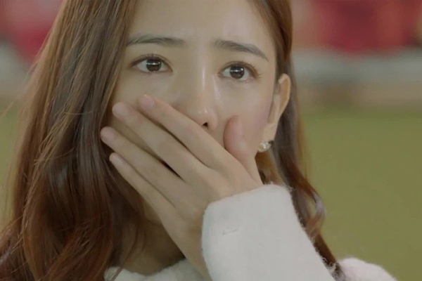 Mẹ chồng muốn ăn trái cây tôi liền chạy đi mua, nửa chừng quay về nghe thấy cuộc nói chuyện tôi khóc tức tưởi-2