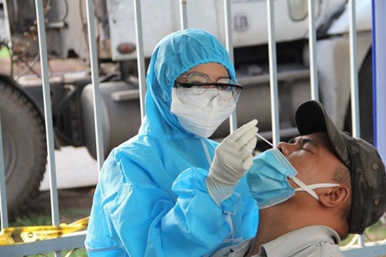 Ngày 25/7, thêm 7.525 ca Covid-19, riêng TP.HCM có 4.555 ca