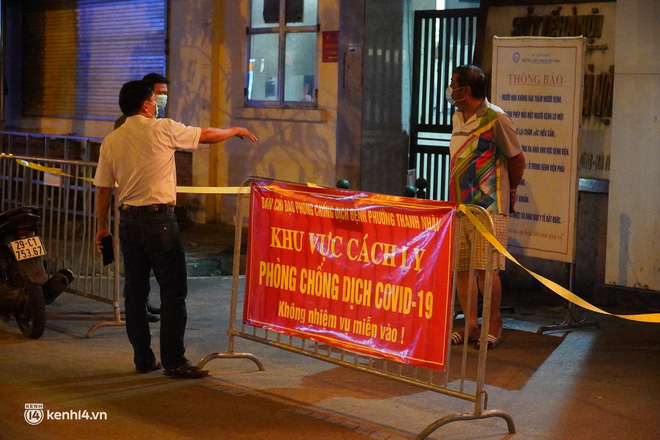 NÓNG: Phát hiện 9 ca dương tính SARS-CoV-2, Bệnh viện Phổi Hà Nội tạm dừng tiếp nhận bệnh nhân-3