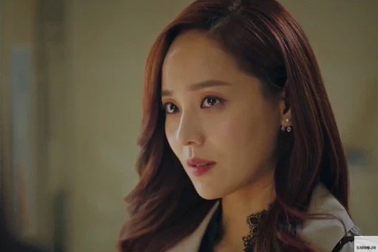 Vợ cũ của chồng bỗng báo tin vui kèm lời van xin 