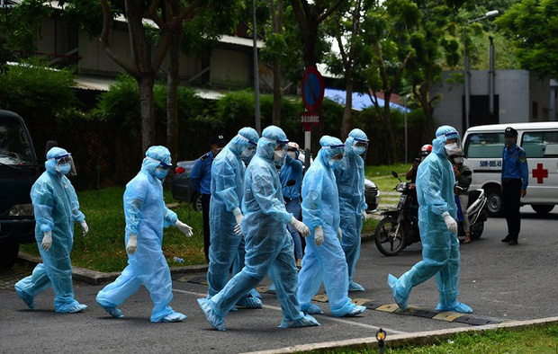 Việt Nam vượt mốc 100.000 ca mắc Covid-19-1