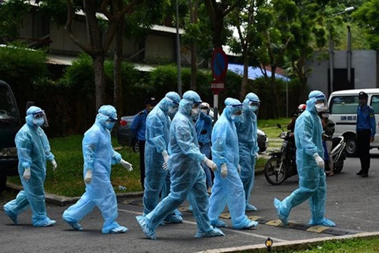 Việt Nam vượt mốc 100.000 ca mắc Covid-19