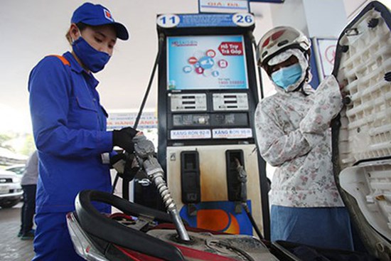 Giá xăng dầu điều chỉnh, đảo chiều sau 3 đợt tăng mạnh