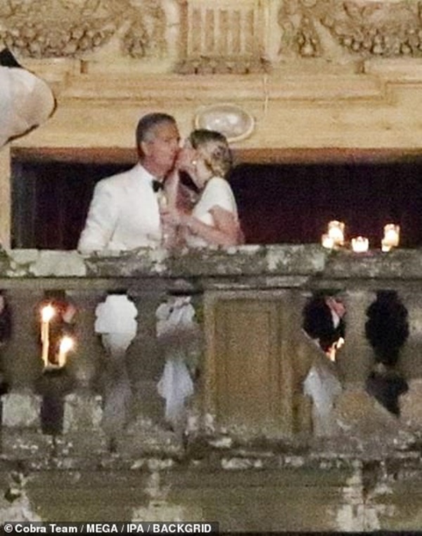 Cháu gái Công nương Diana từng chiếm spotlight tại đám cưới Meghan bất ngờ kết hôn, danh tính chú rể gây chú ý-4