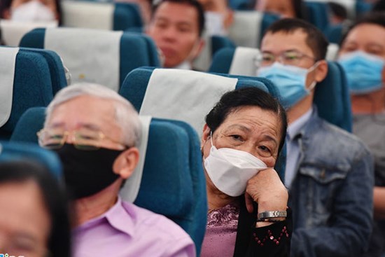 Giá vé bay thẳng TP.HCM - Hà Nội lên tới 4,1 triệu đồng