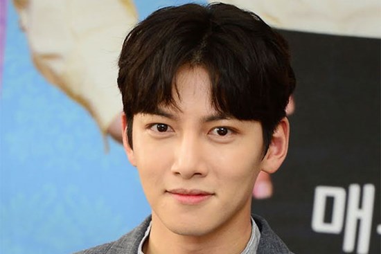 Nóng: Ji Chang Wook nhiễm COVID-19, mọi lịch trình huỷ bỏ