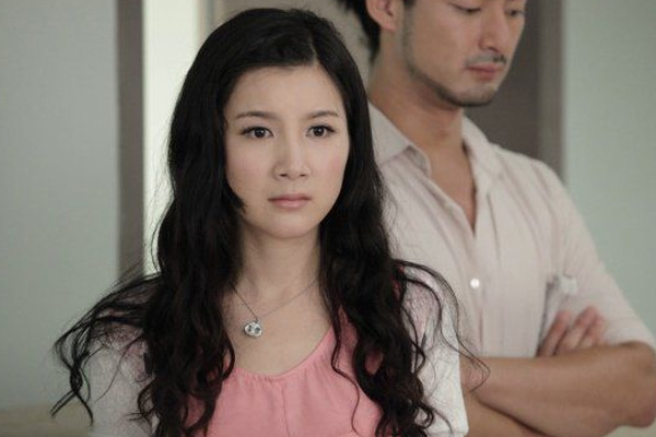 Mẹ chồng muốn ăn trái cây tôi liền chạy đi mua, nửa chừng quay về nghe thấy cuộc nói chuyện tôi khóc tức tưởi-1