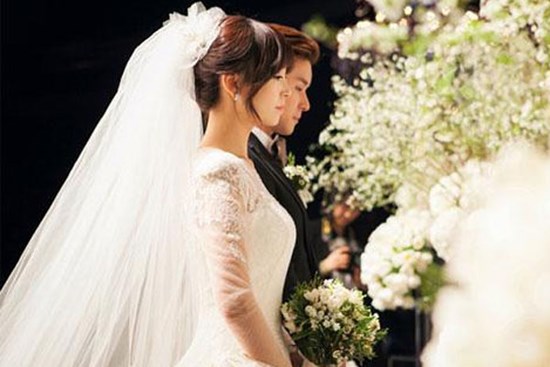 Rũ bỏ vợ con để chinh phục con gái sếp bằng được, nhưng ngày cô ta làm đám cưới chú rể lại chẳng phải… chồng tôi