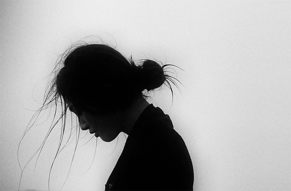 Con gái trước khi qua đời liên tục nói máy giặt hỏng, lo xong tang sự, người mẹ kiểm tra và hoảng loạn khi thấy những thứ bên trong-2