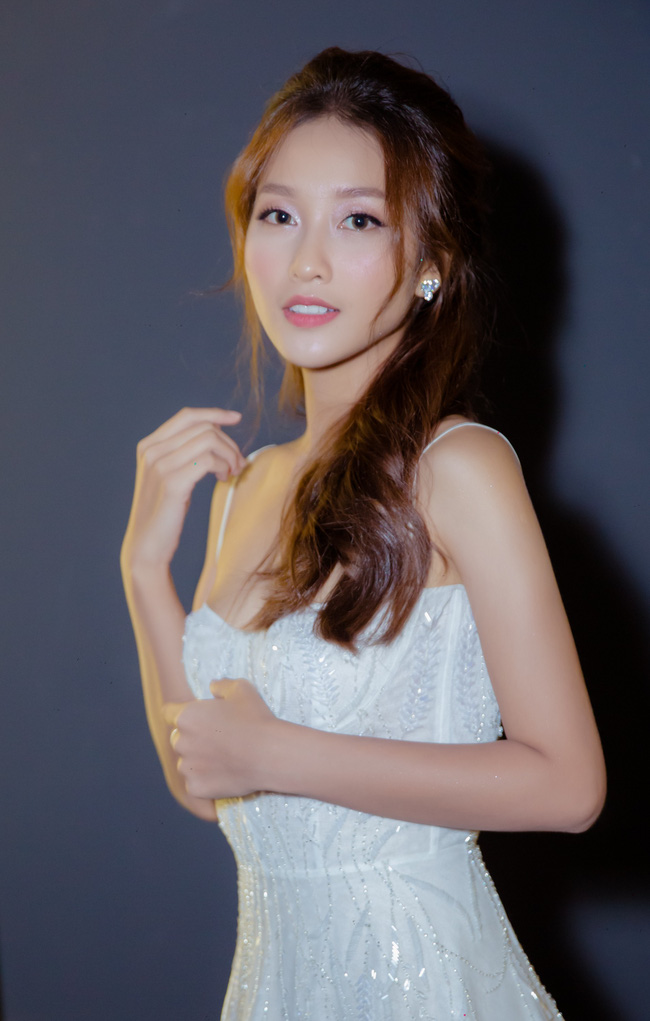 Khả Ngân Hậu duệ mặt trời” bản Việt gây hoang mang khi tiết lộ 2 tay chằng chịt kim tiêm, sút cân trầm trọng và ho ra máu-4