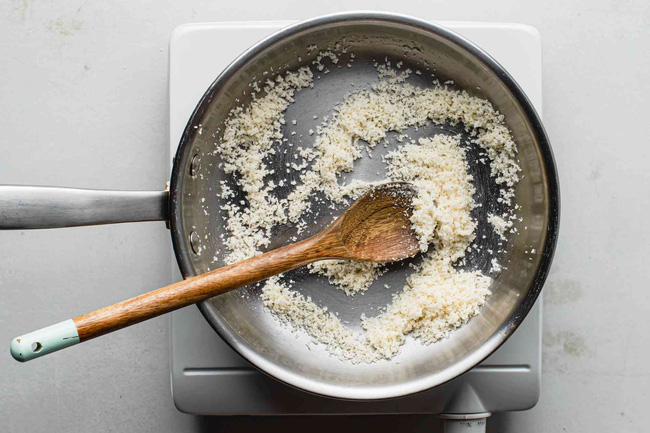 Ở nhà giãn cách cũng không sợ tăng cân nếu làm món salad này ăn thường xuyên-2