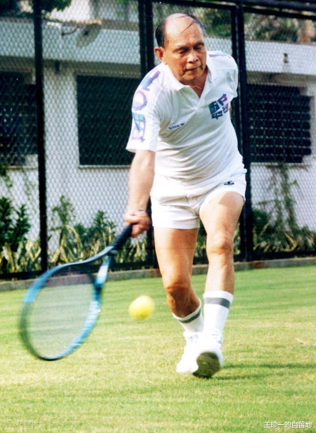 Đưa chồng lên hàng tỷ phú nhưng vẫn bị phản bội, vợ chống lưng” cho tiểu tam kém 15 tuổi vào cửa vì một điều kiện cao tay-5